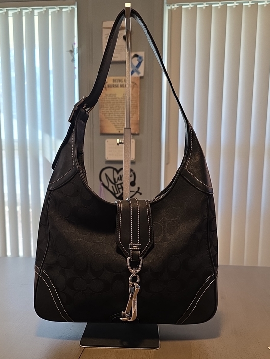 Coach Handbags - Coach Hamilton Signature Canvas Hobo Shoulder Bag